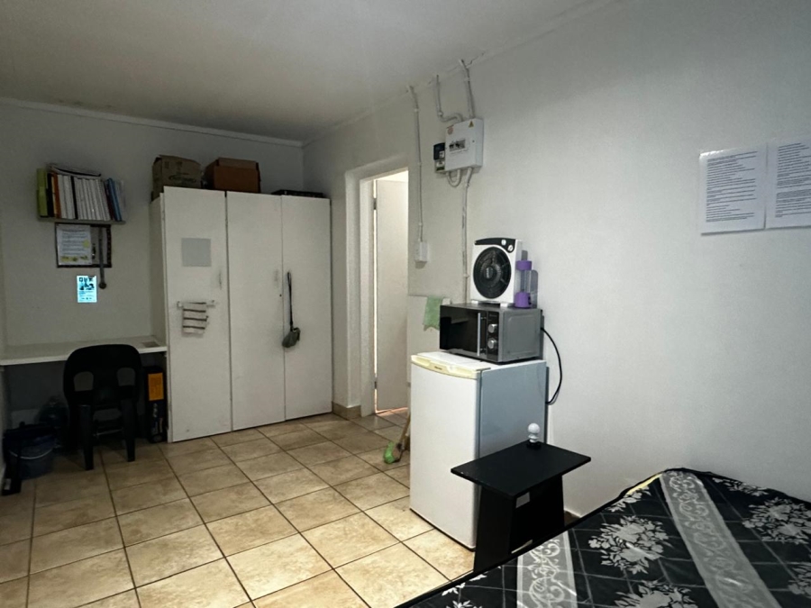 7 Bedroom Property for Sale in Brandwag Free State